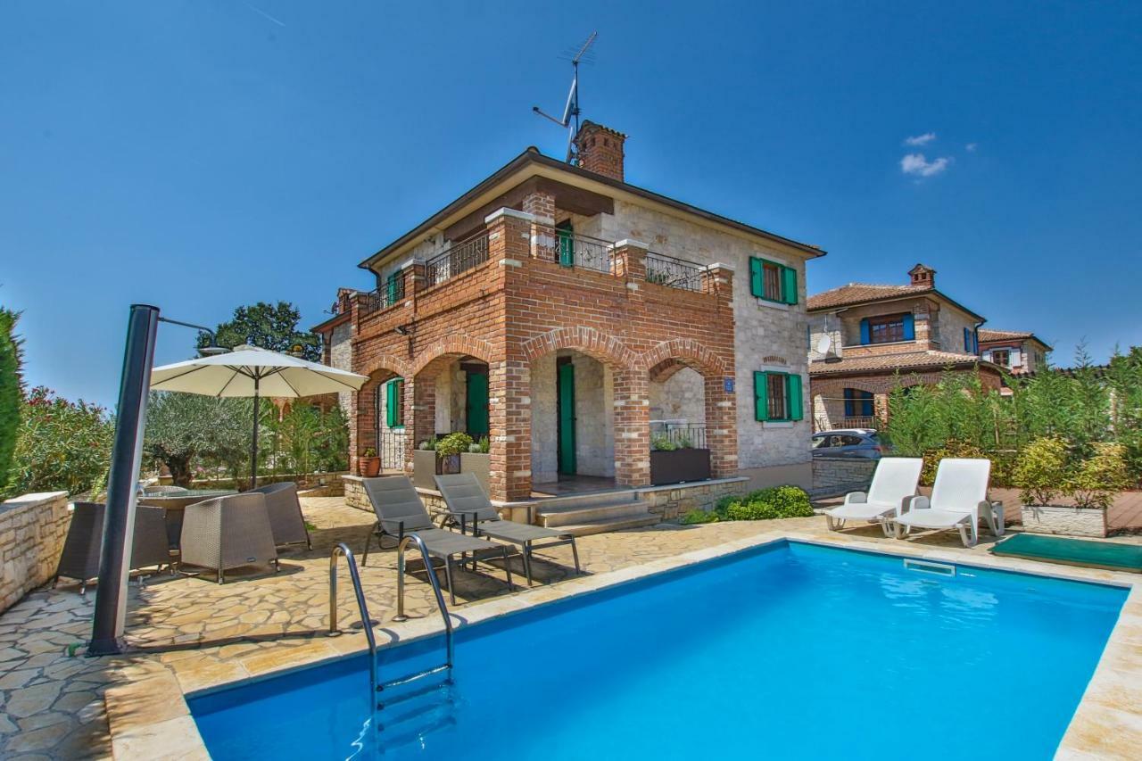 Villa Istriana Jakob With Pool Tar-Vabriga Eksteriør bilde